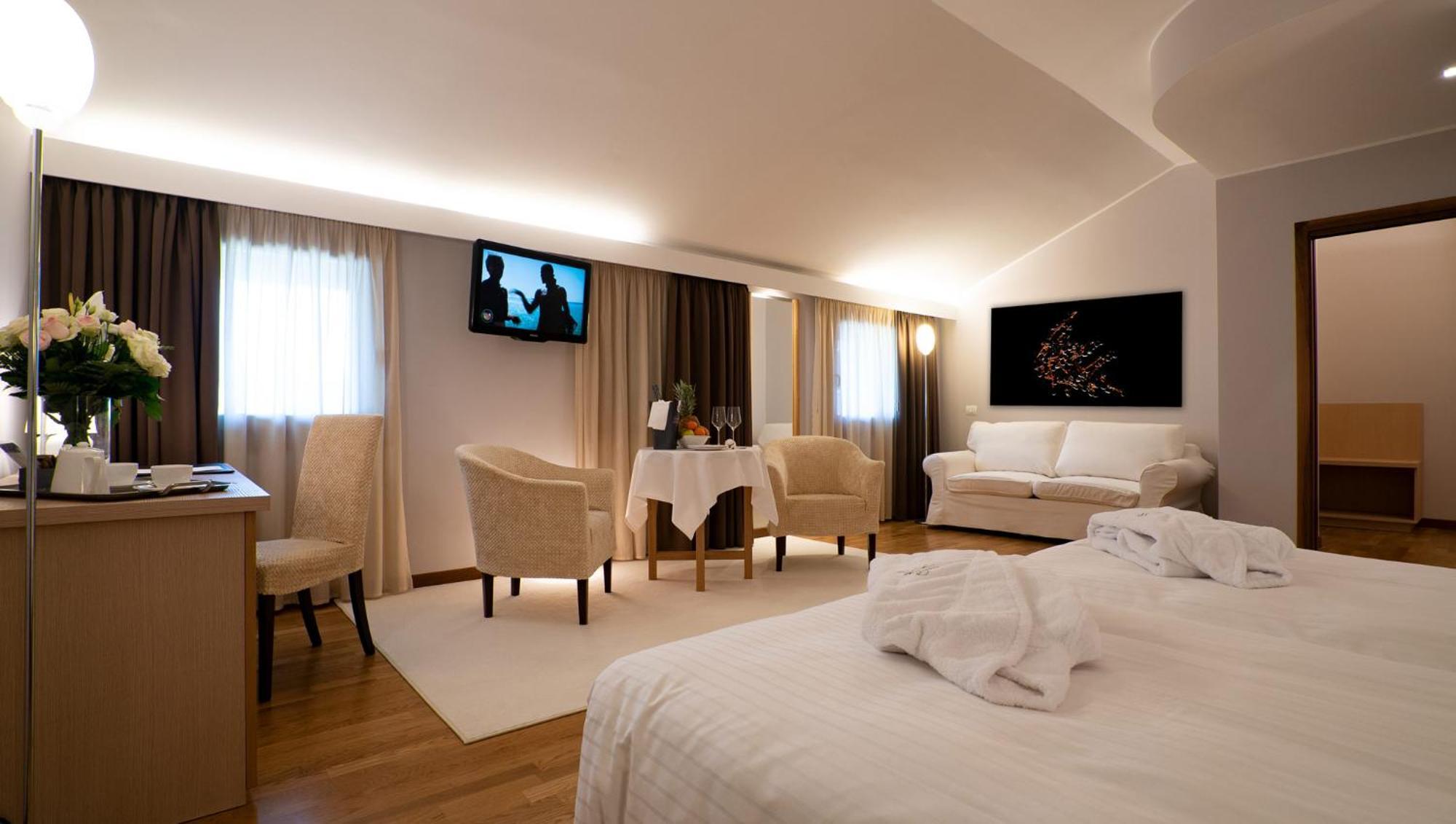 Golf Club Padova - Relais Graya Hotel Galzignano Terme Exterior photo