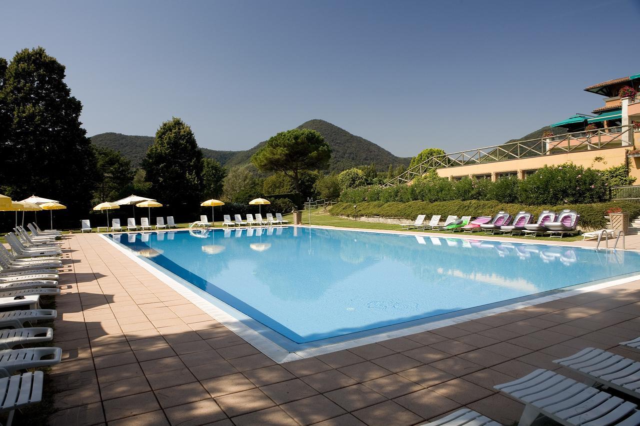 Golf Club Padova - Relais Graya Hotel Galzignano Terme Exterior photo